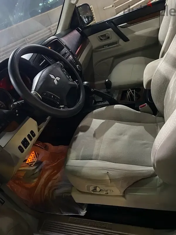 ميتسوبيشي باجيرو 2008